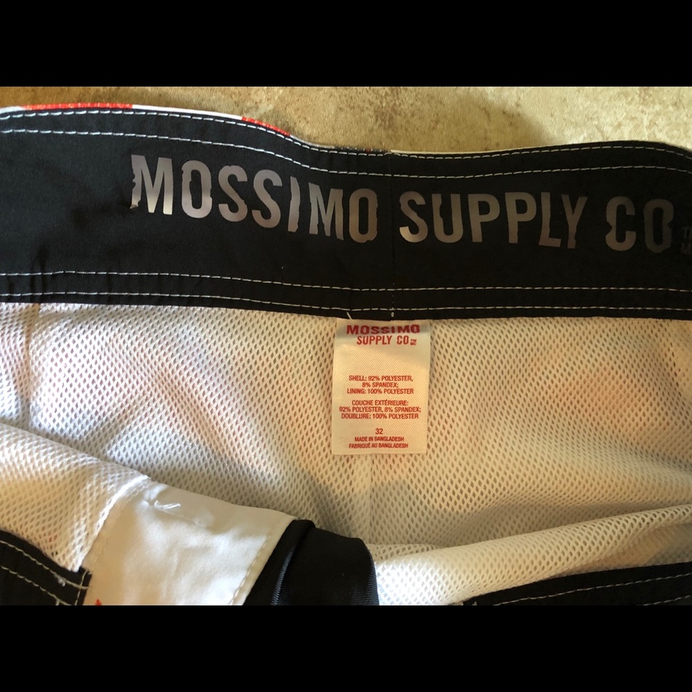 Men’s swim trunks